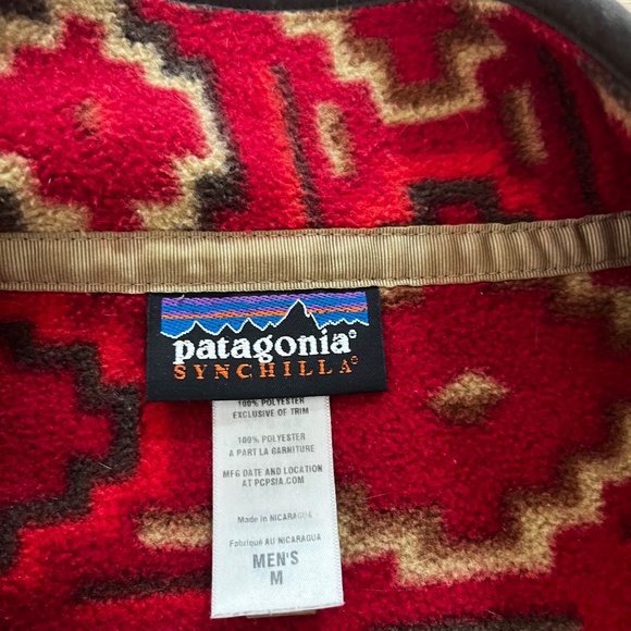 Patagonia Synchilla | Mens M | Red Aztec Color - Picture 3 of 10